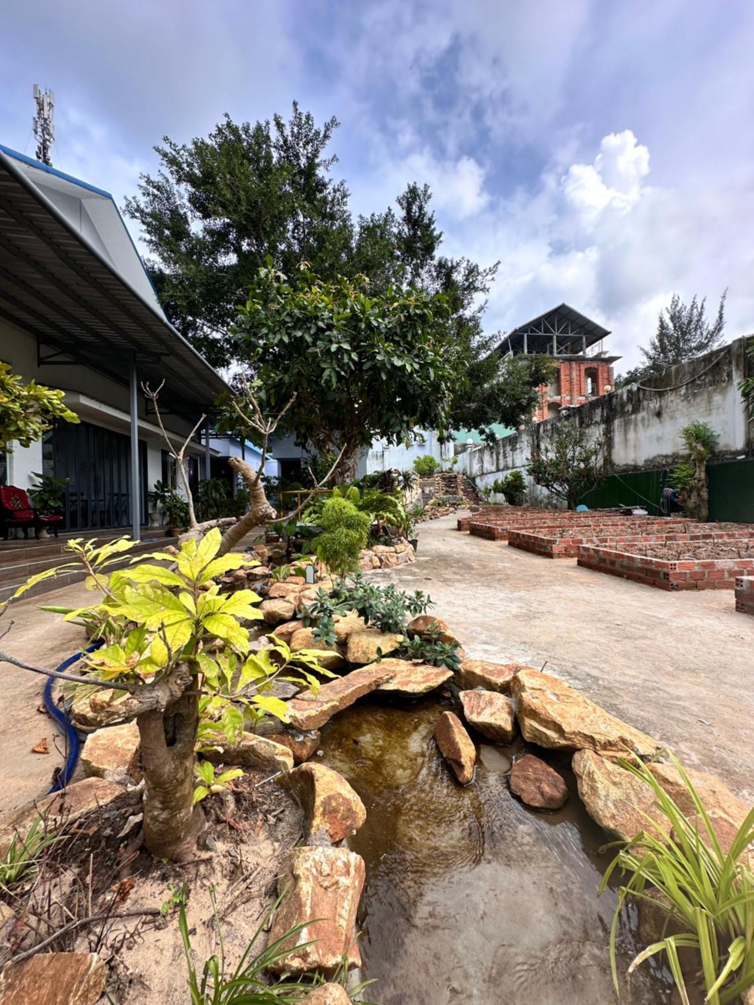 Bungalow Hotel Chi Khu Co Ong Ngoại thất bức ảnh